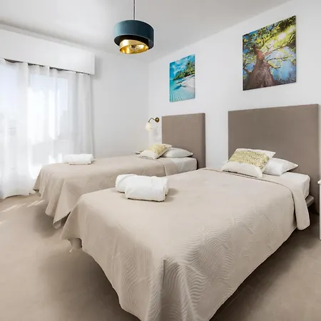 Апартаменты Paseo Maritimo Primera Linea De Playa Эстепона