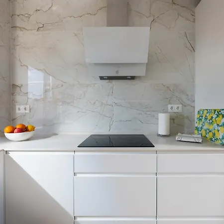 Promenade Beachfront 아파트