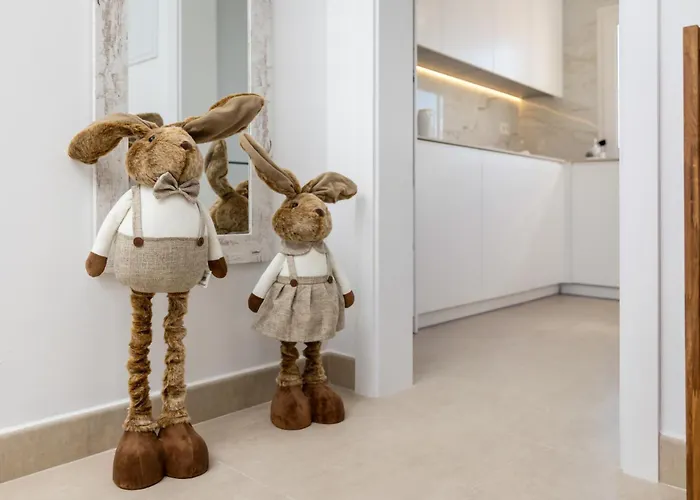 Promenade Beachfront 公寓 埃斯特波纳