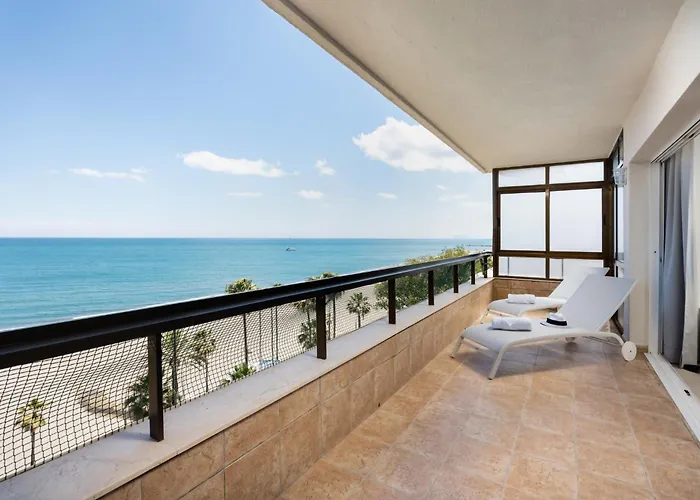 Promenade Beachfront * 埃斯特波纳